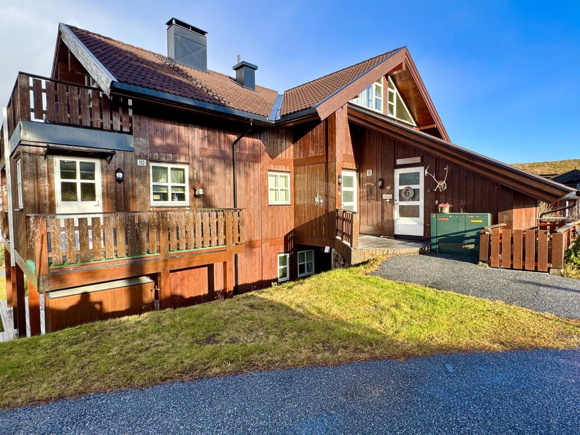 Spacious And Beautiful Apartment In Geilo, Mountain Retreat With View! Bagian luar foto